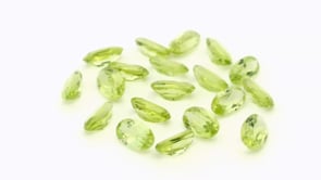 Peridot 3x2mm Oval