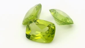 Peridot 8x6mm Cushion