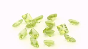 Peridot 4.50mm Carre Cut