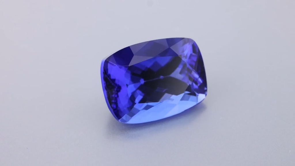 Tanzanite 13.7x10mm Cushion