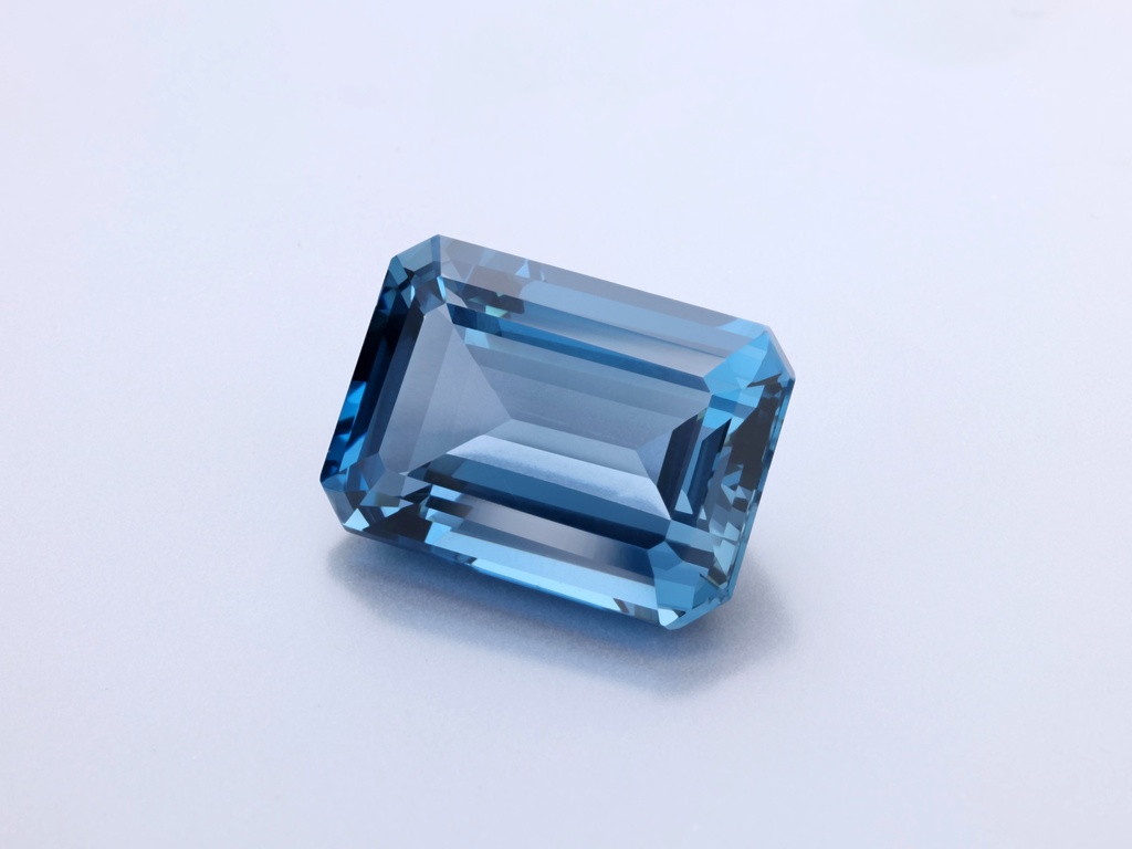 London Blue Topaz 18x13mm Emerald Cut