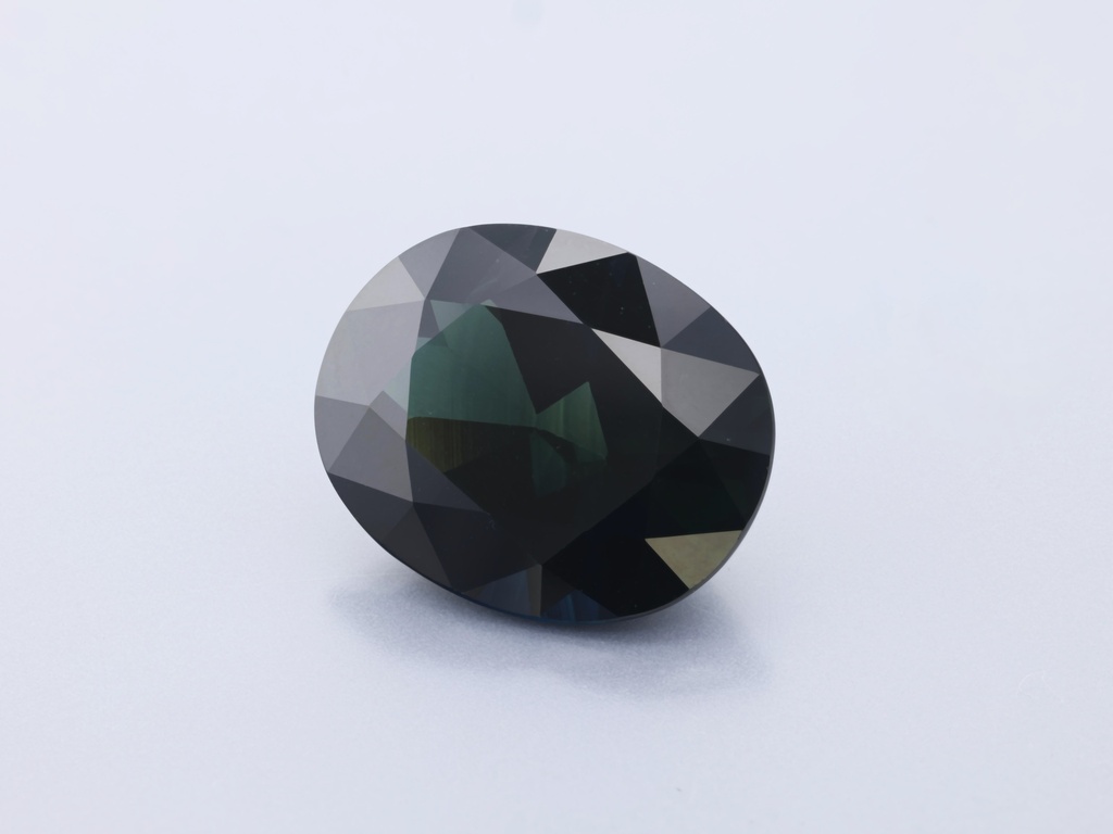 Australian Sapphire 15.8x12.8mm Oval Dark Blue