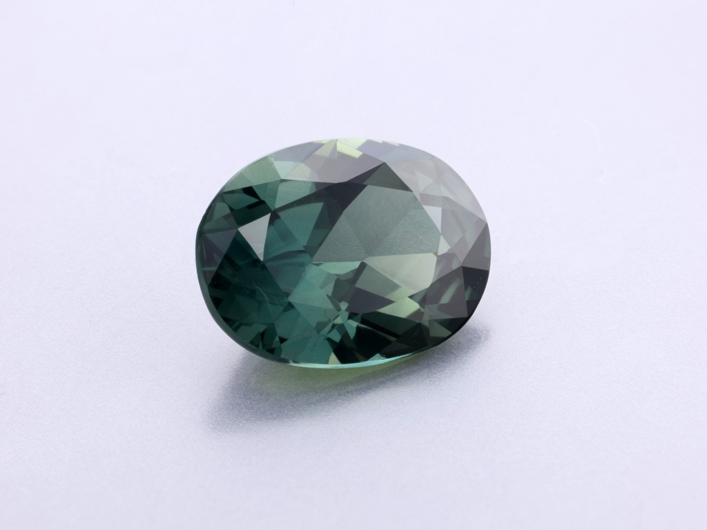 Australian Green Sapphire 7.8 x 5.2 x 3.2mm Oval