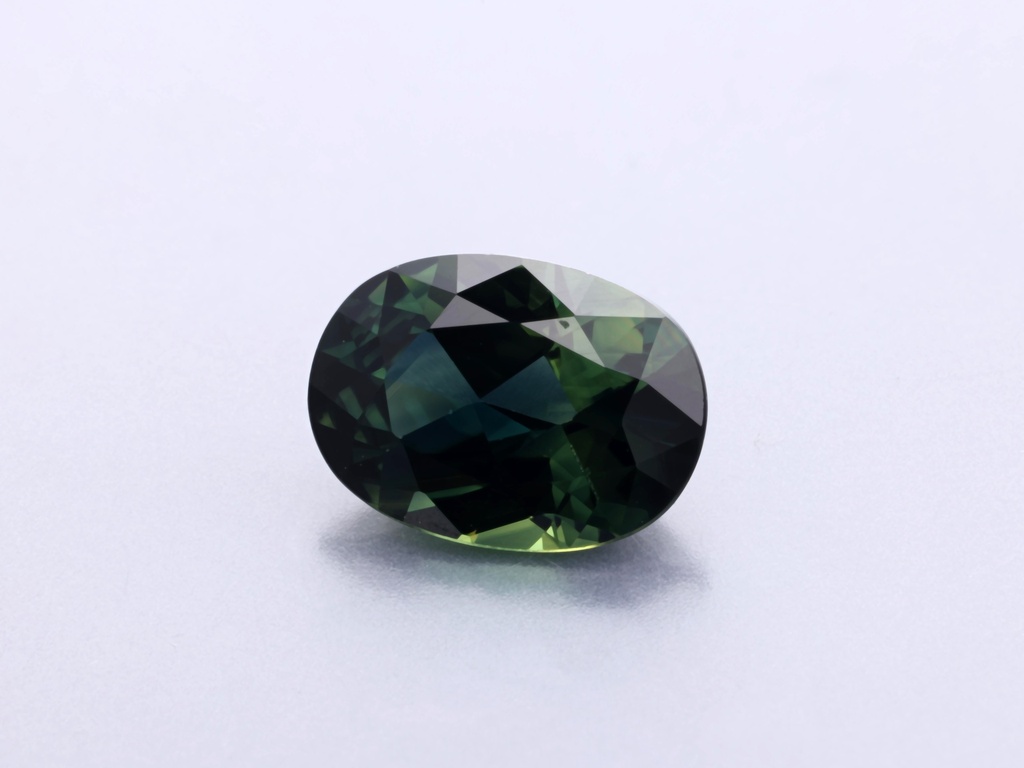 Australian Green Sapphire 7.1 x 5.1 x 3mm Oval
