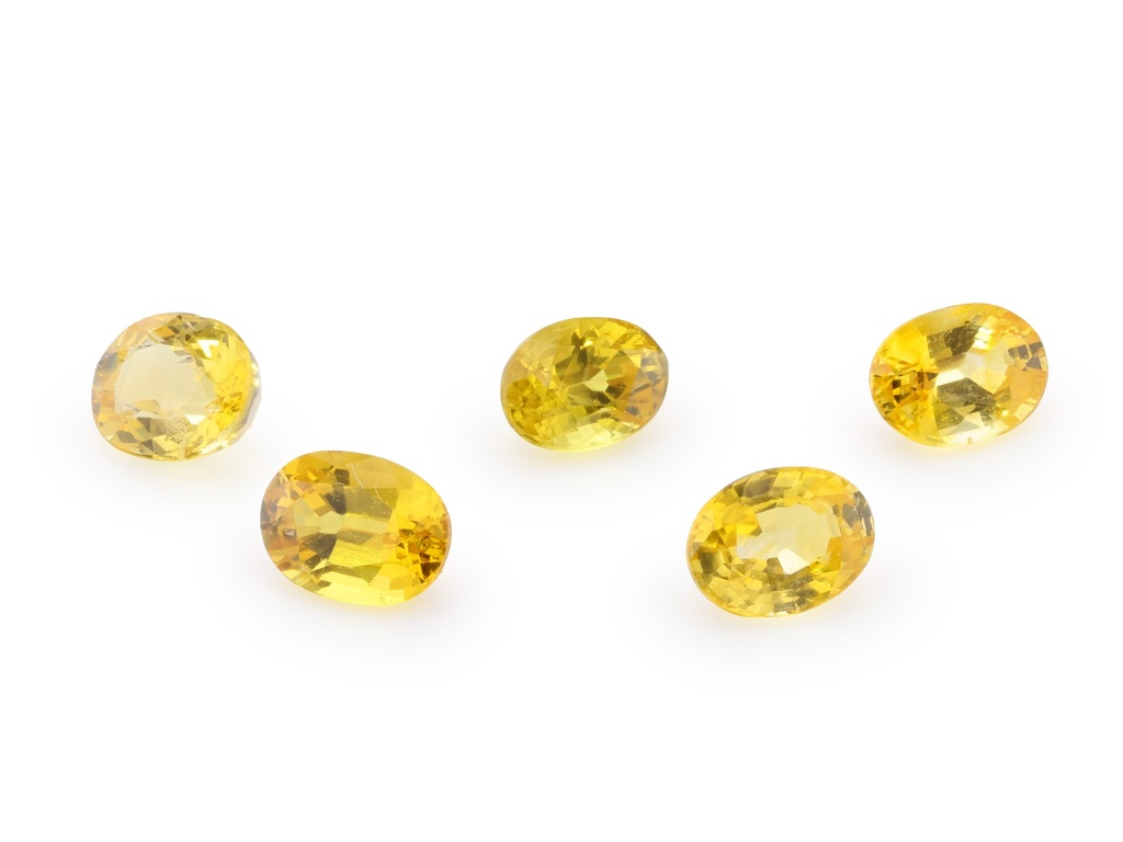 [SYTV0403] Beryllium Treated Sapphire 4x3mm +/- Oval Yellow