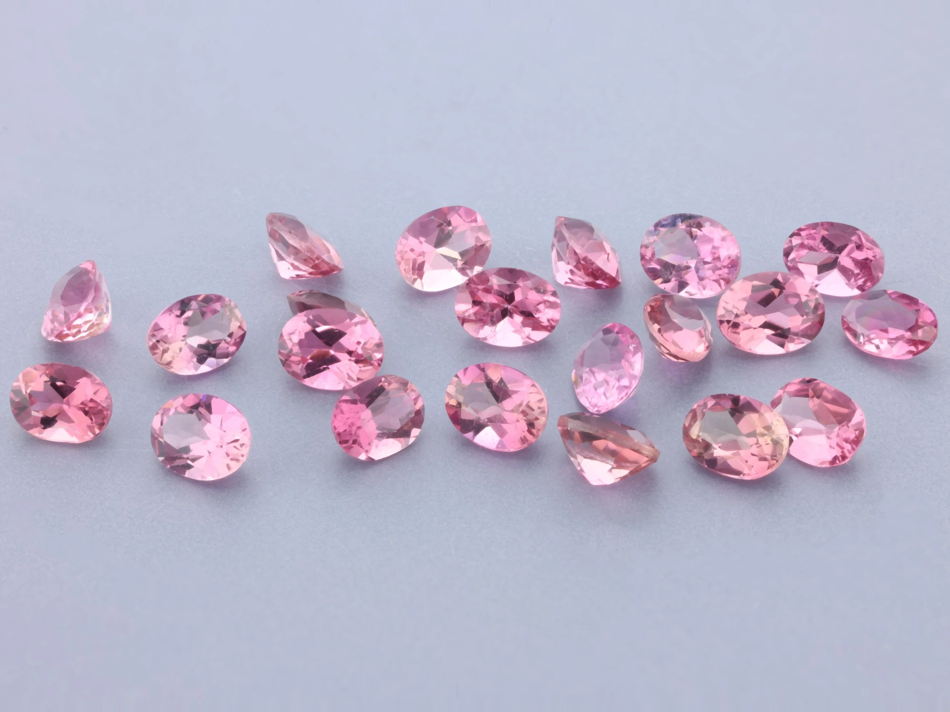 [UPVB0403] Pink Tourmaline 4x3mm Oval