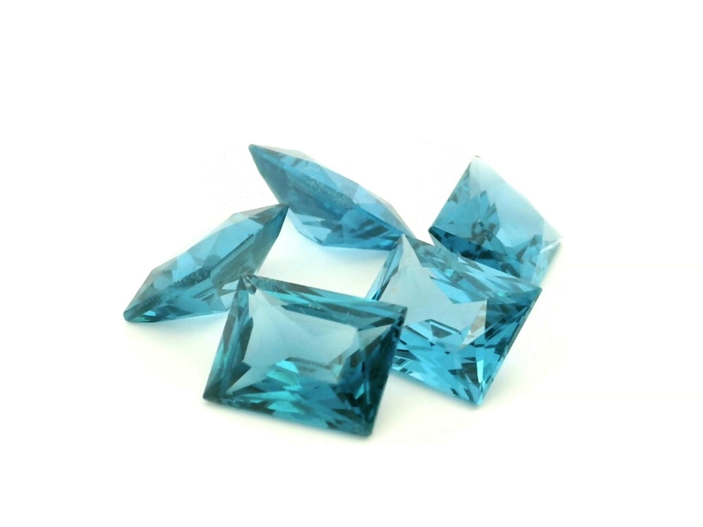 [MBBN0907B] Synthetic/Lab Grown Spinel 9x7mm Radiant Cut Baguette Blue