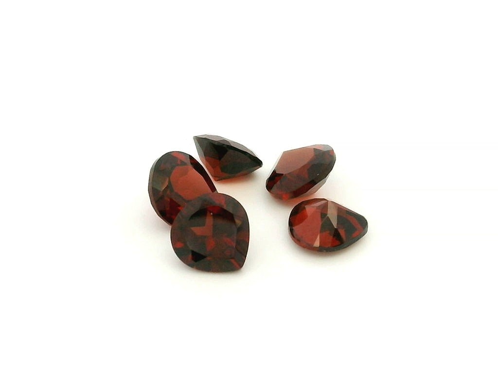 [GAPB0600P1] Garnet Almandine 6.2x6mm Pear Shape 
