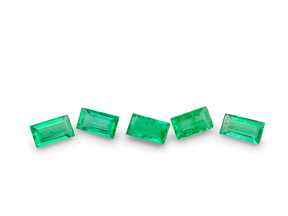 EB03015C - Emerald Zambian 3x1.5mm +/- Baguette 