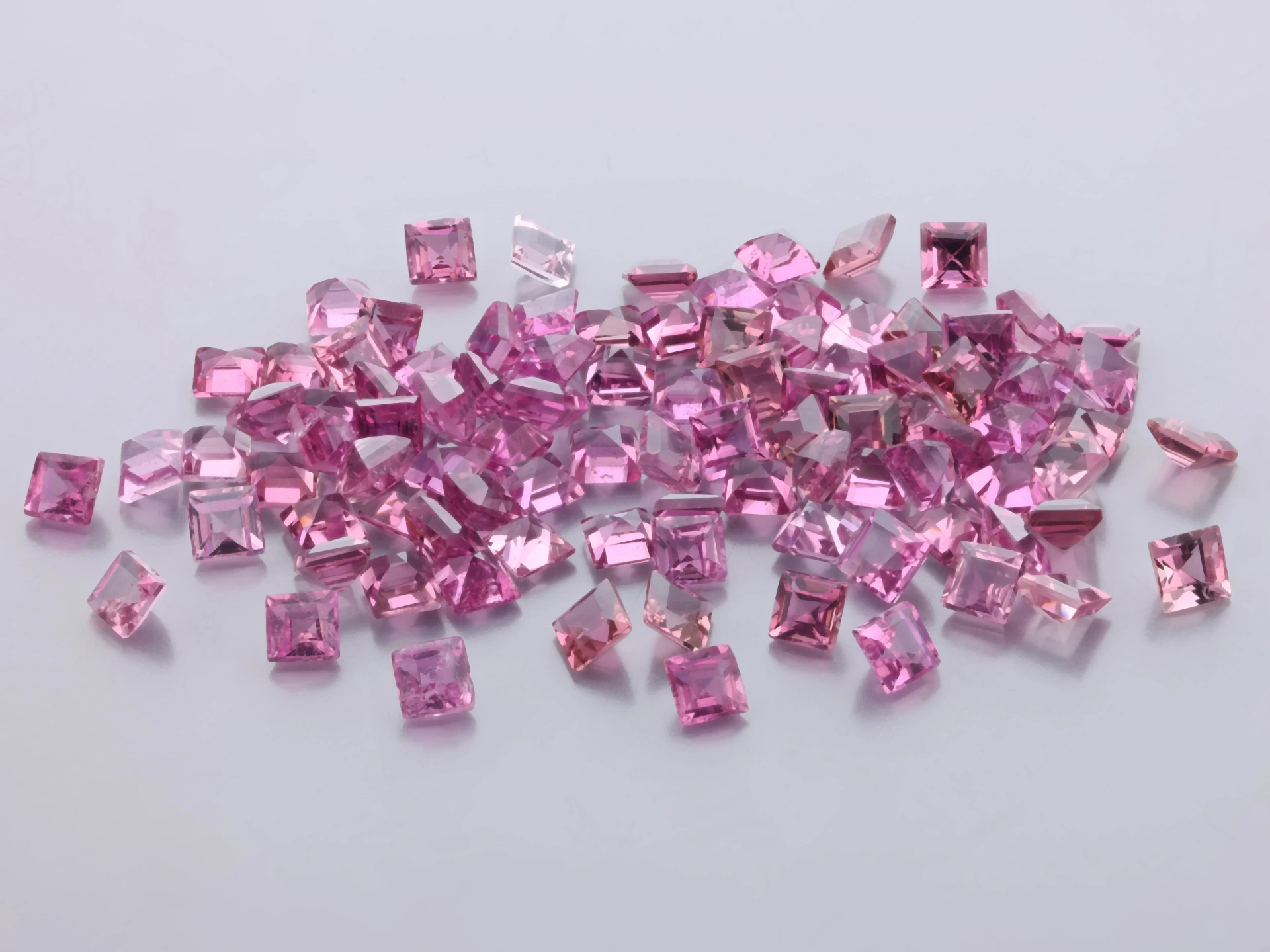 [UPQS0225] Pink Tourmaline 2.25mm Carre Cut