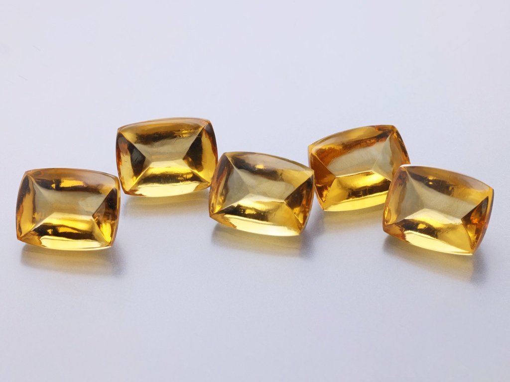 [QCCC0907P1] Citrine 9x7mm Sugarloaf