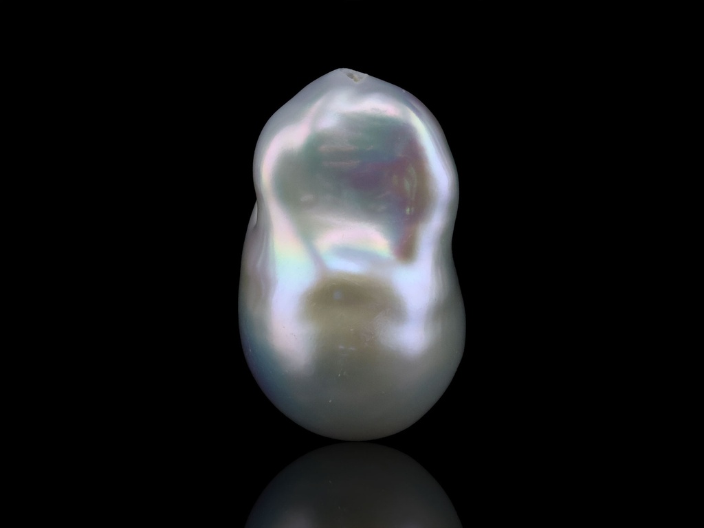 Freshwater Pearl Baroque 21x12mm Free Form Half Drilled White