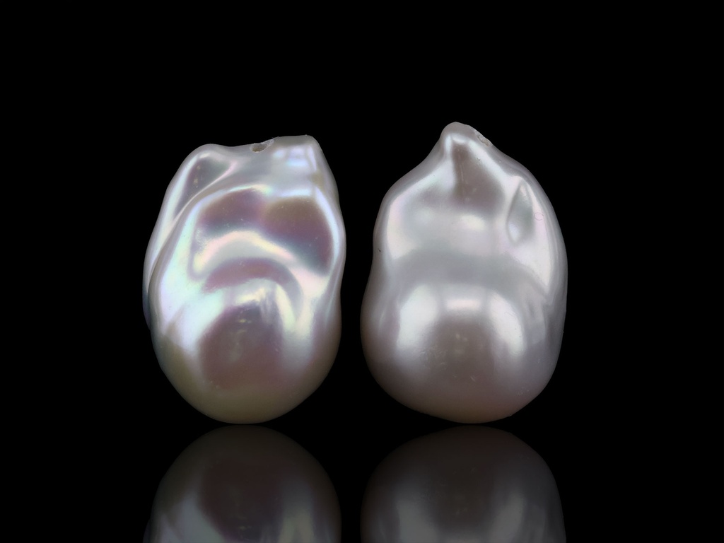 Freshwater Pearl Baroque 21x14mm Free Form Half Drilled White PAIR