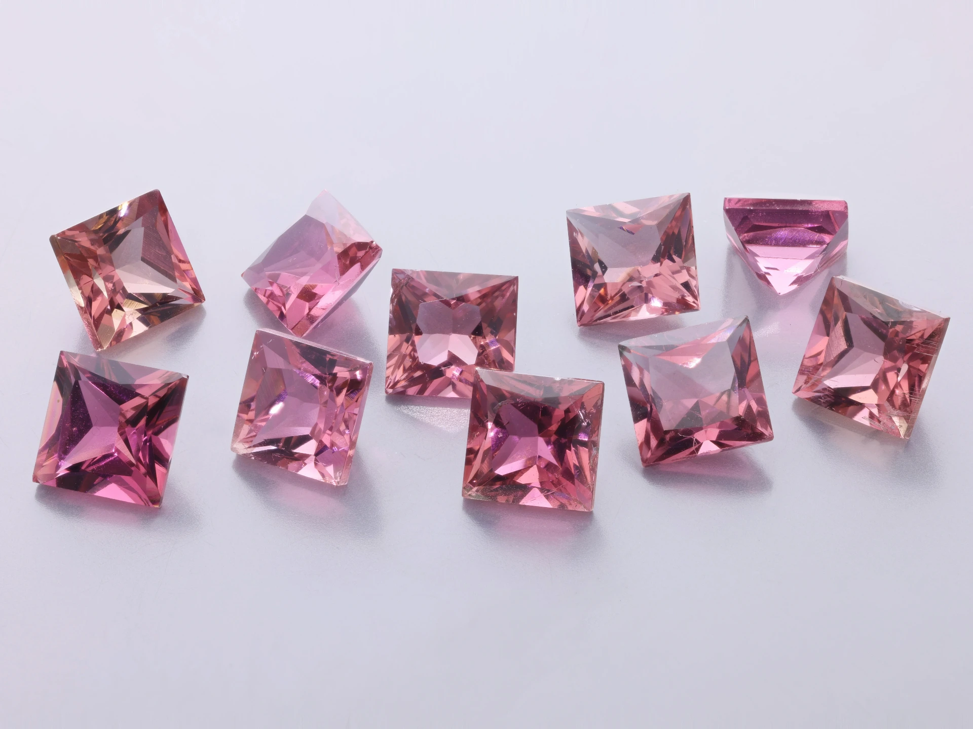 [UPQP0525X1] Pink Tourmaline 5.25mm Princess 
