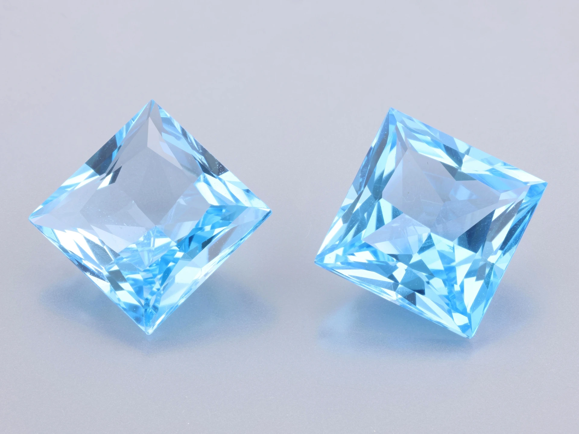 [TMQP1200] Topaz 12mm Princess Cut Medium Blue