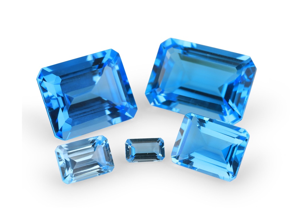 [TMOS1109] Topaz 11x9mm Emerald Cut Medium Blue