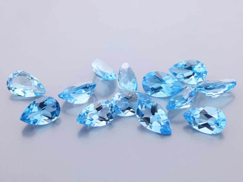 [TMPB0805] Topaz 8x5mm Pear Shape Medium Blue 