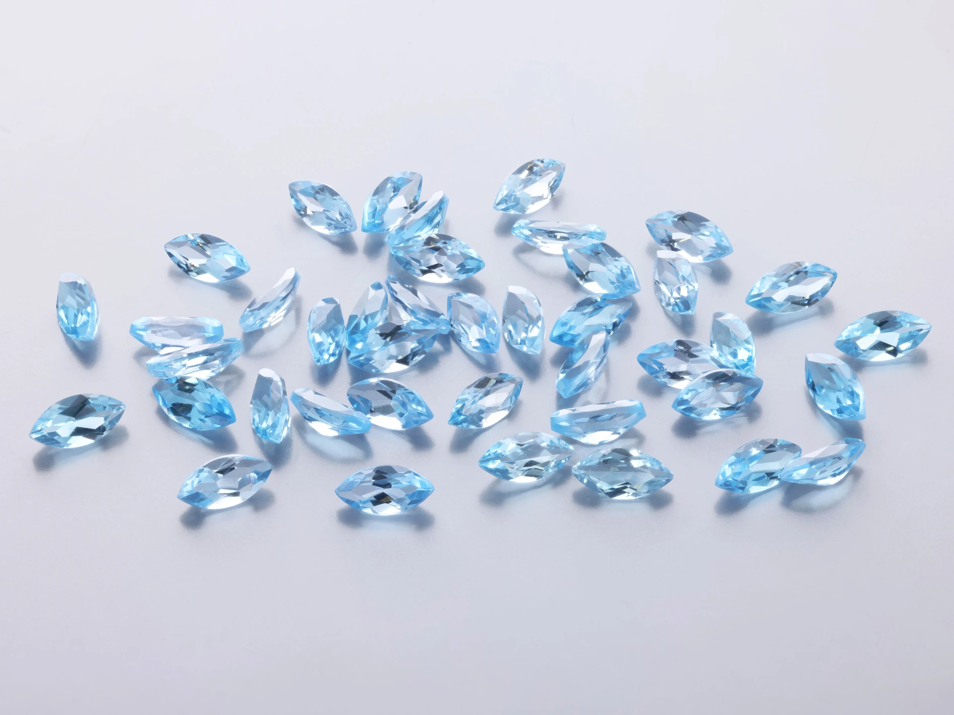 [TMMB0502] Topaz 5x2.5mm Marquise Medium Blue 