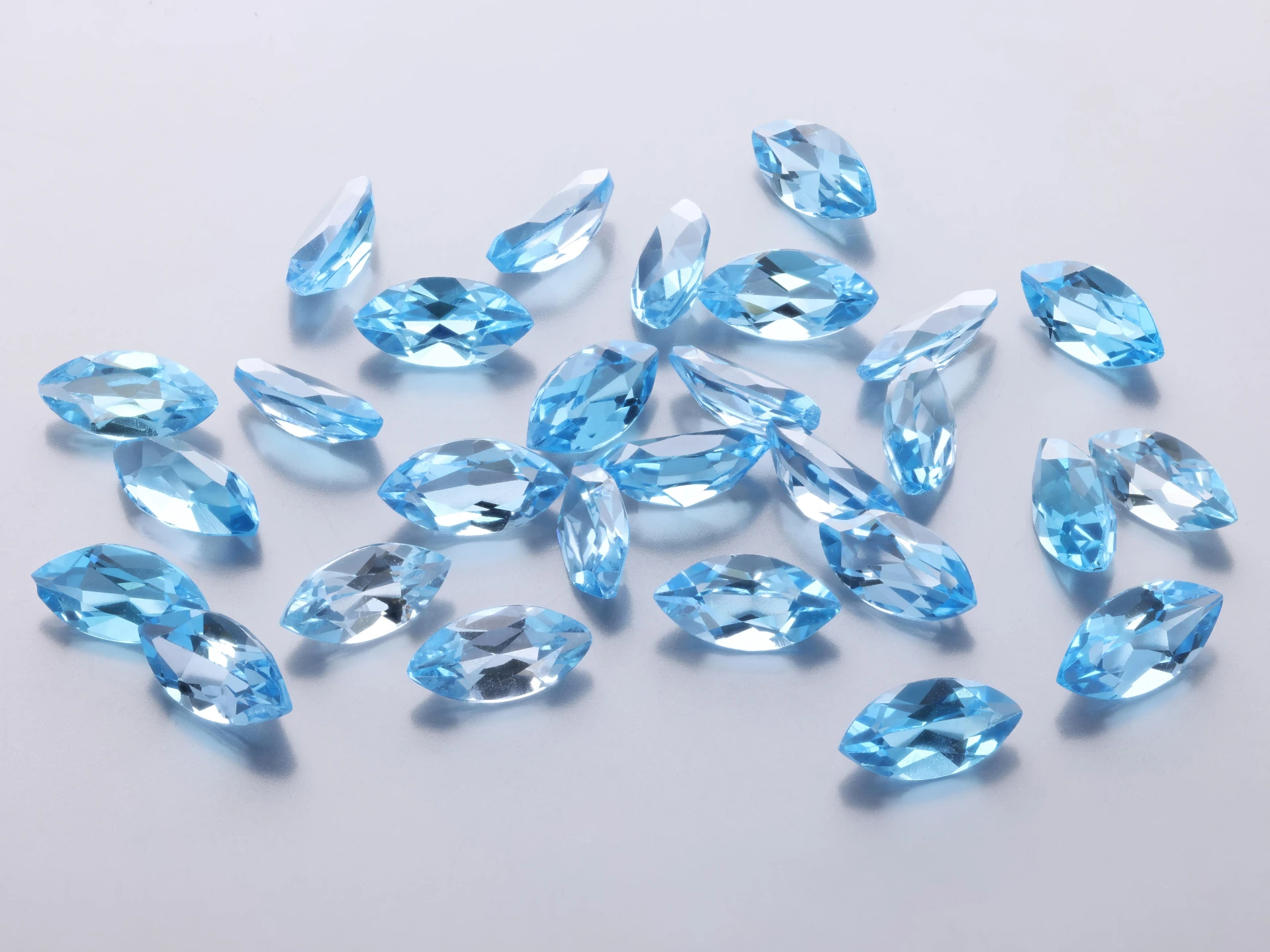 [TMMB0703] Topaz 7x3.5mm Marquise Medium Blue 
