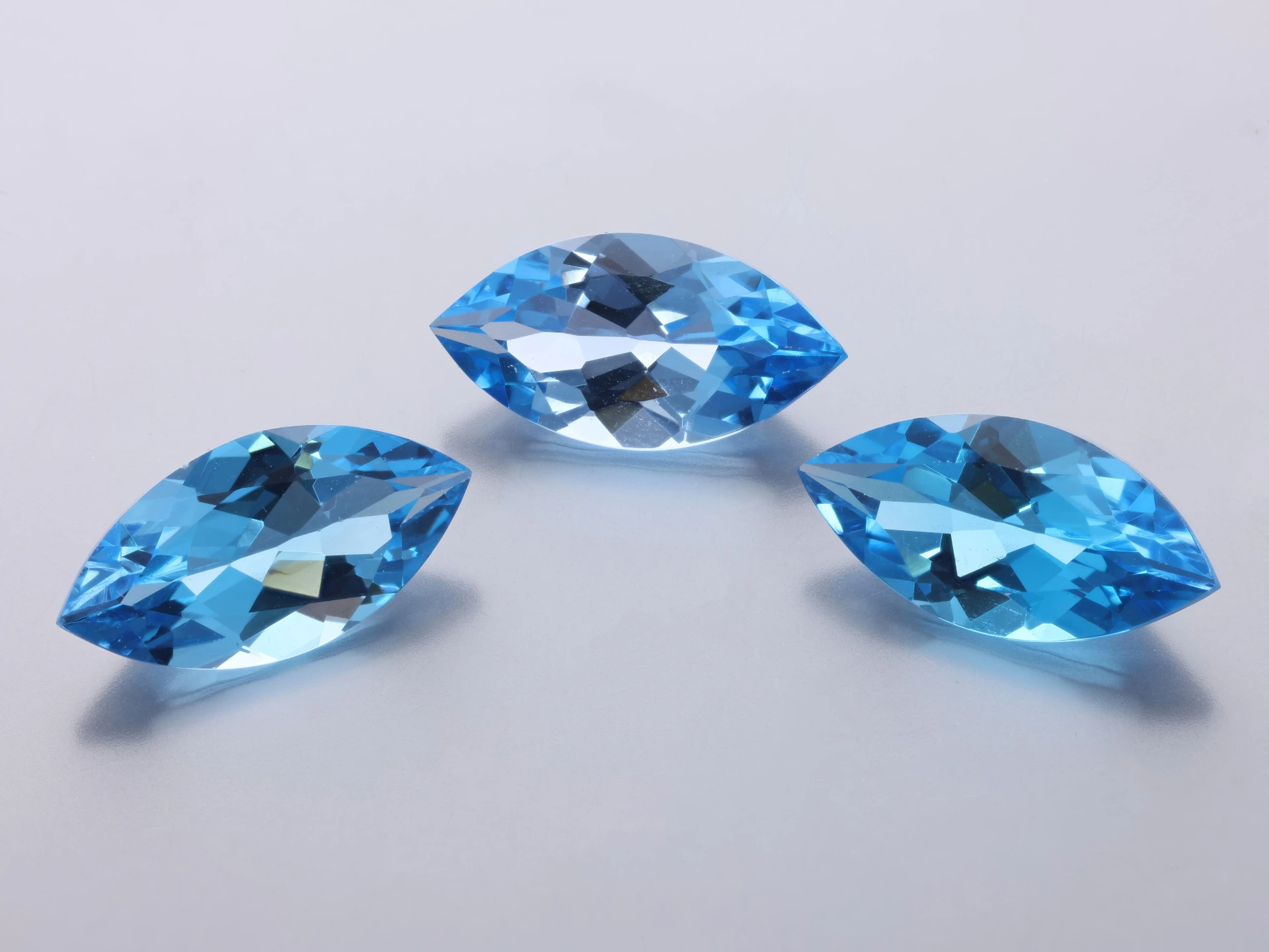 [TMMB1407] Topaz 14x7mm Marquise Medium Blue 