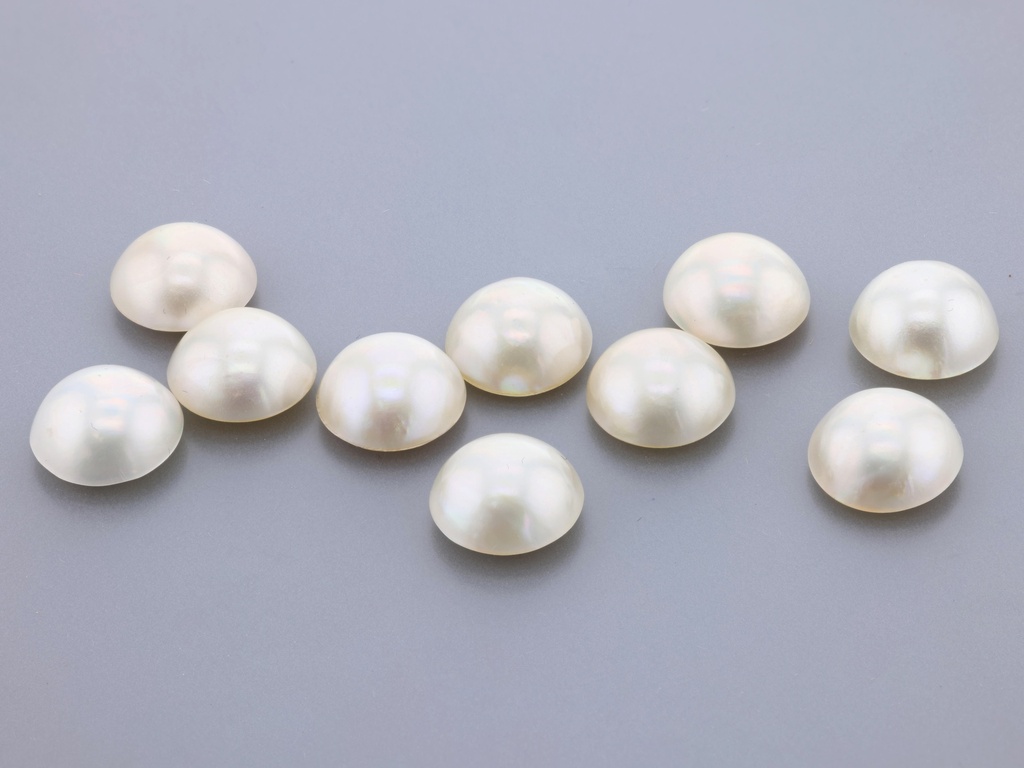 Mabe Pearl 8.5-9mm Round White