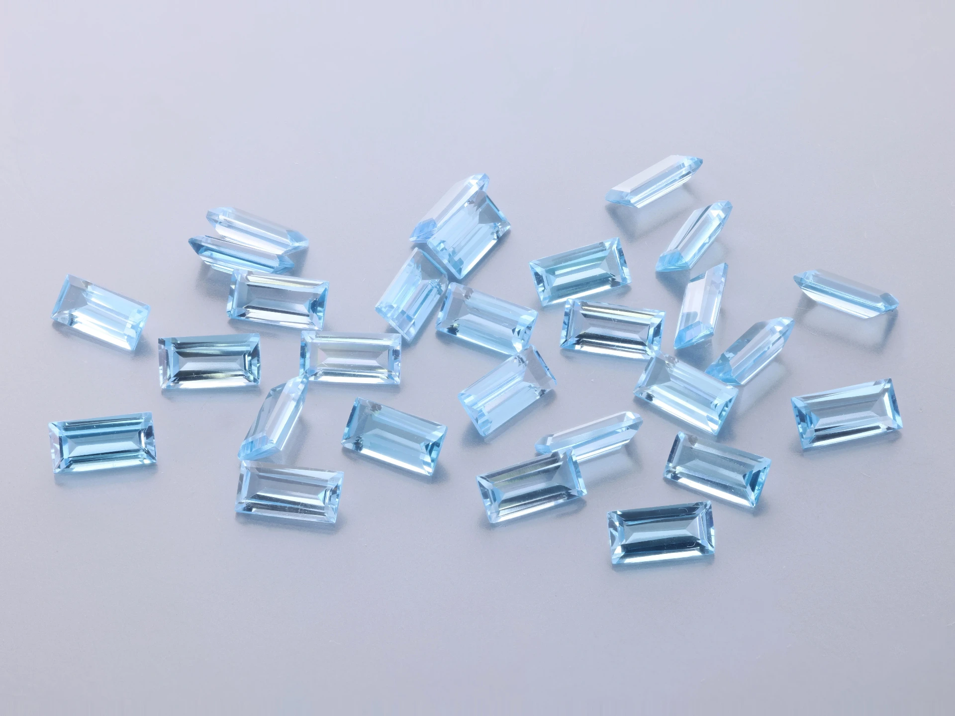 [TMBS0502] Topaz  5x2.5mm Baguette Medium Blue 