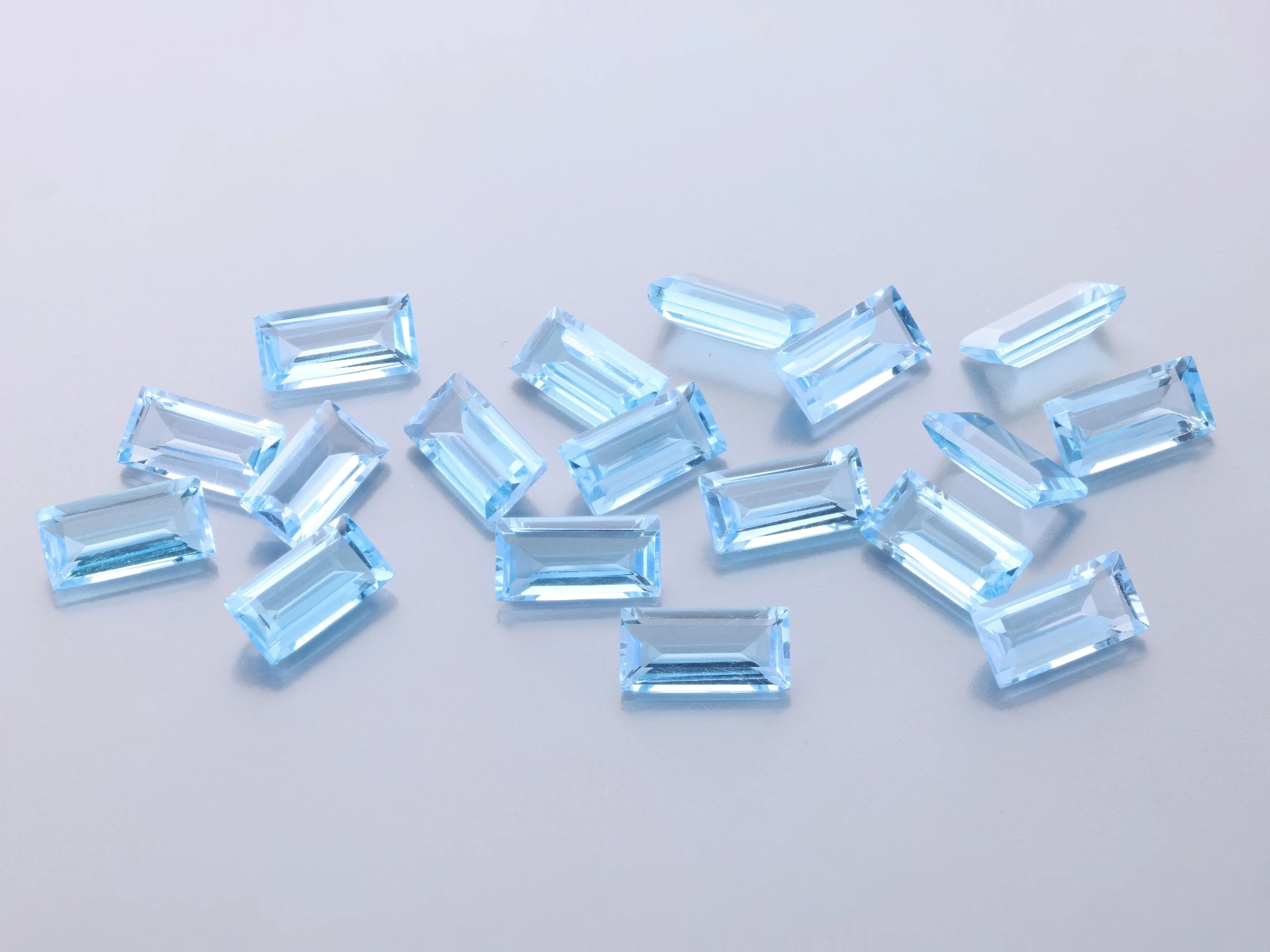 [TMBS0703] Topaz  7x3.5mm Baguette Medium Blue 