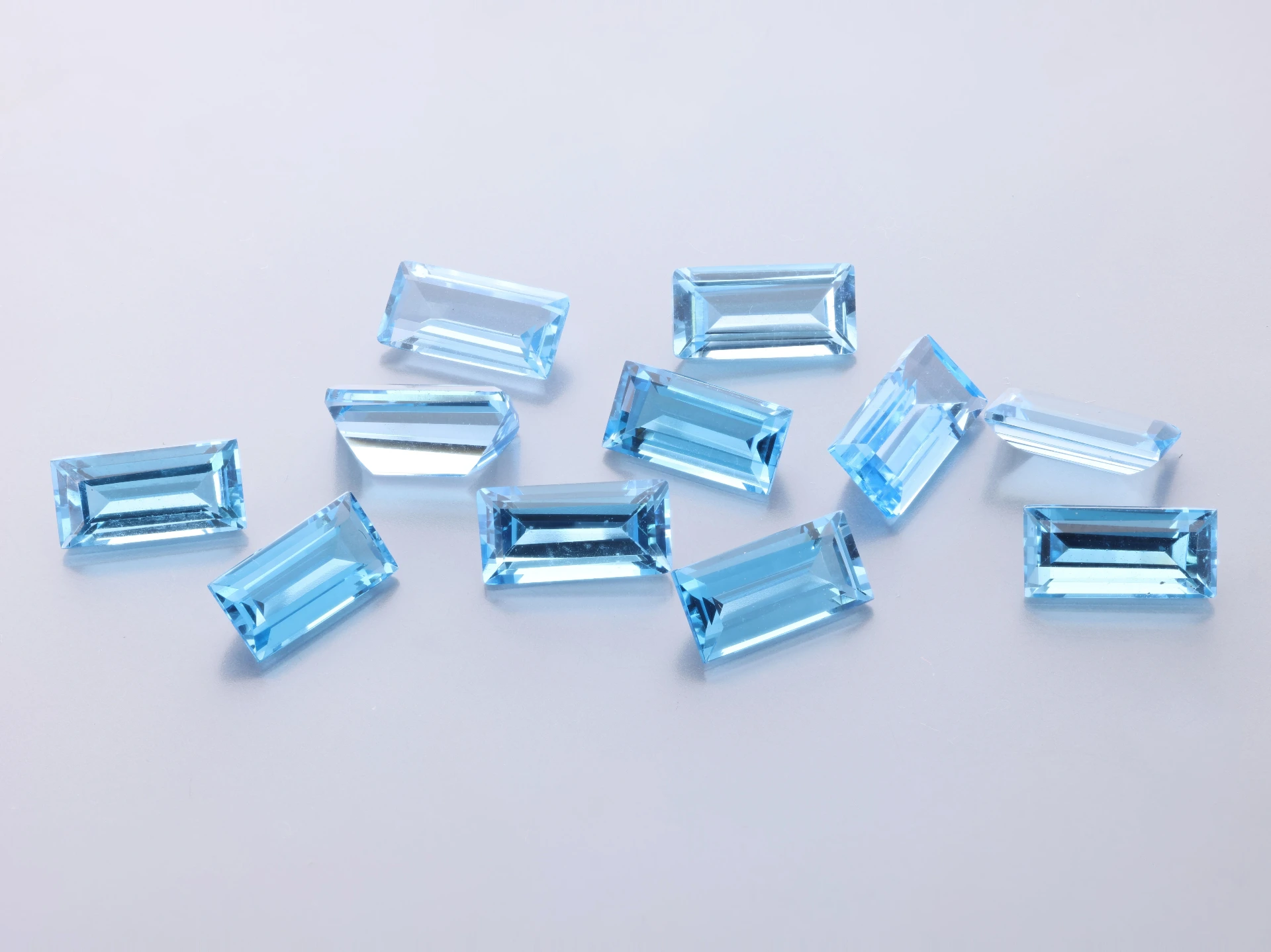 [TMBS0804] Topaz  8x4mm Baguette Medium Blue 
