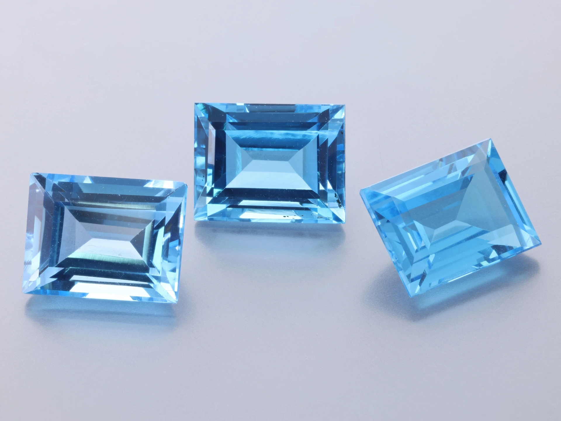 [TMBS0907] Topaz  9x7mm Baguette Medium Blue 