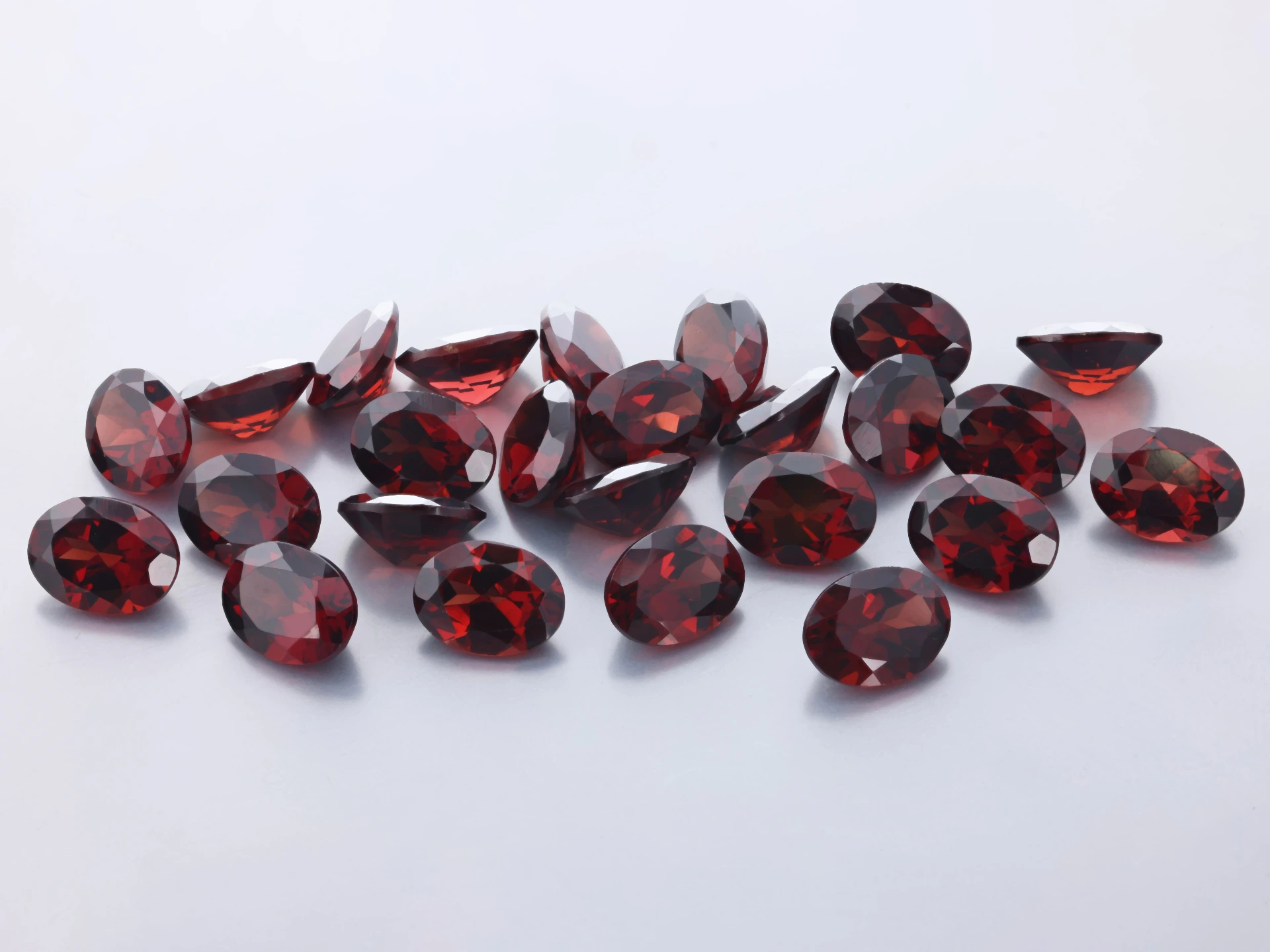 [GAVB0806] Almandine Garnet 8x6mm Oval