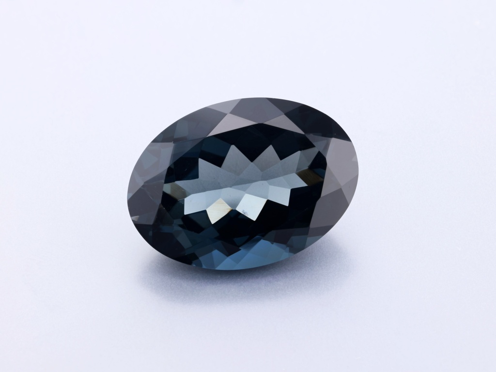 [TLVB1813] London Blue Topaz 18x13mm Oval 