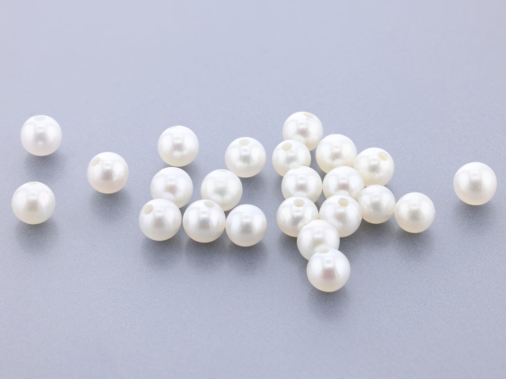 Freshwater Pearl 3.00-3.25mm Round White