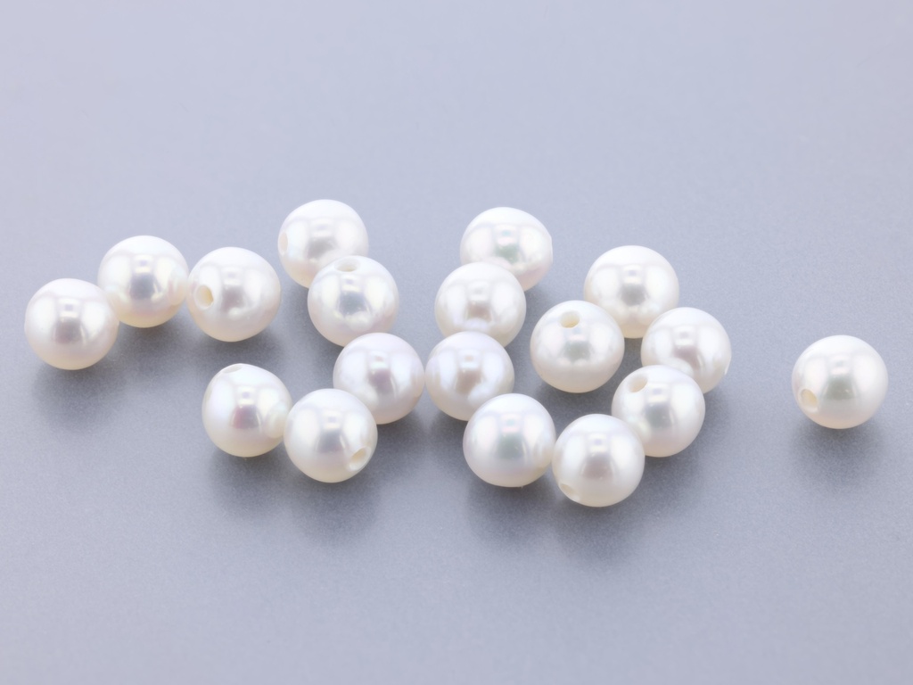 Freshwater Pearl 3.50-3.75mm Round White