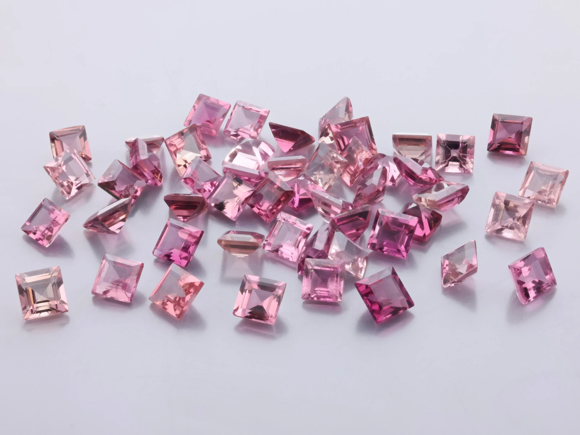 [UPQS0300] Pink Tourmaline 3.00mm Carre Cut