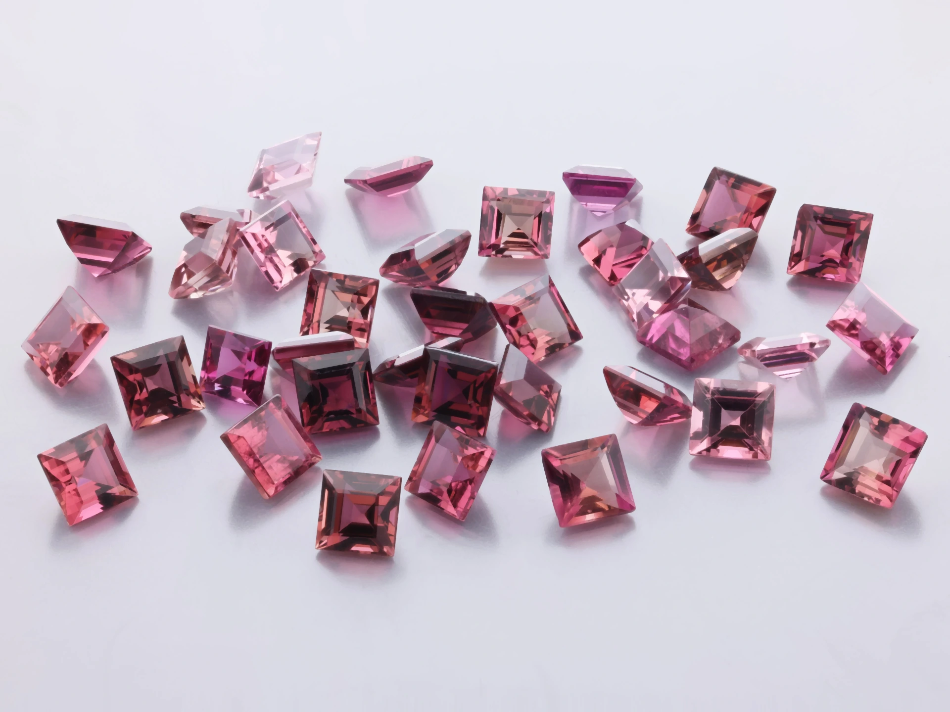 [UPQS0350] Pink Tourmaline 3.50mm Carre Cut