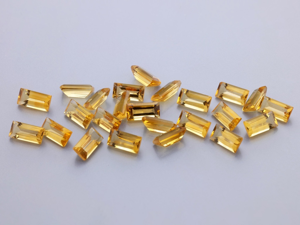 [QCBS0502] Citrine 5x2.5mm Baguette 