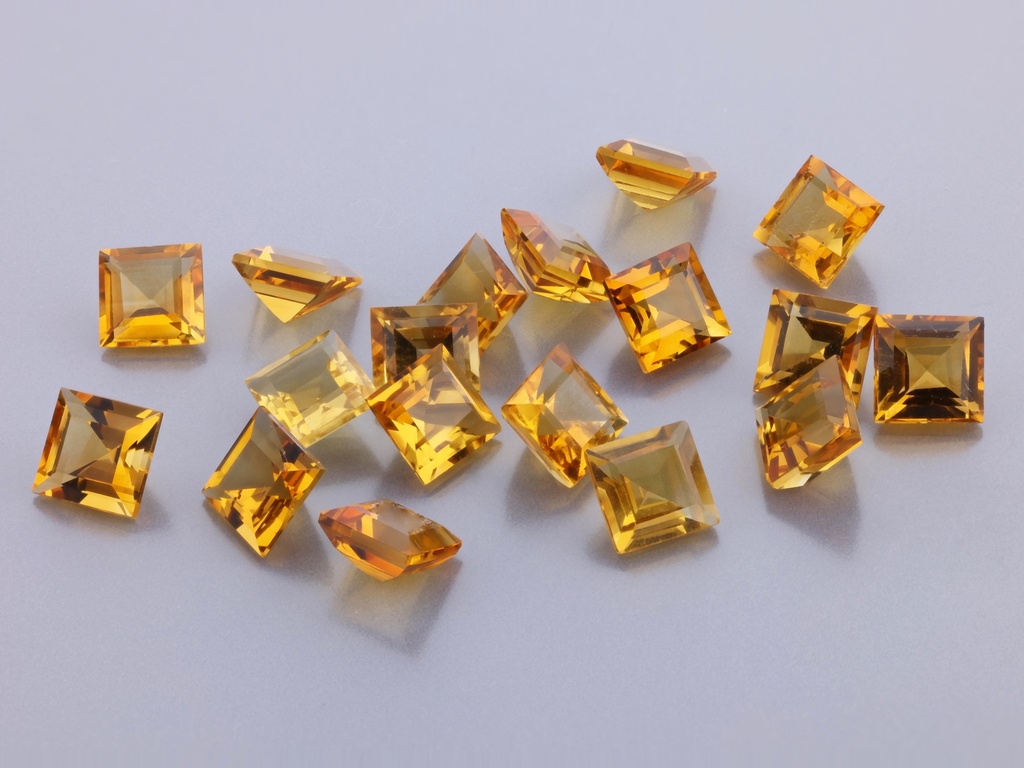 [QCQS0450] Citrine 4.50mm Carre Cut