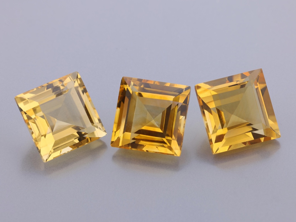 [QCQS1000] Citrine 10mm Carre Cut