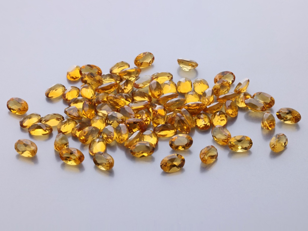 [QCVB0302] Citrine 3x2mm Oval