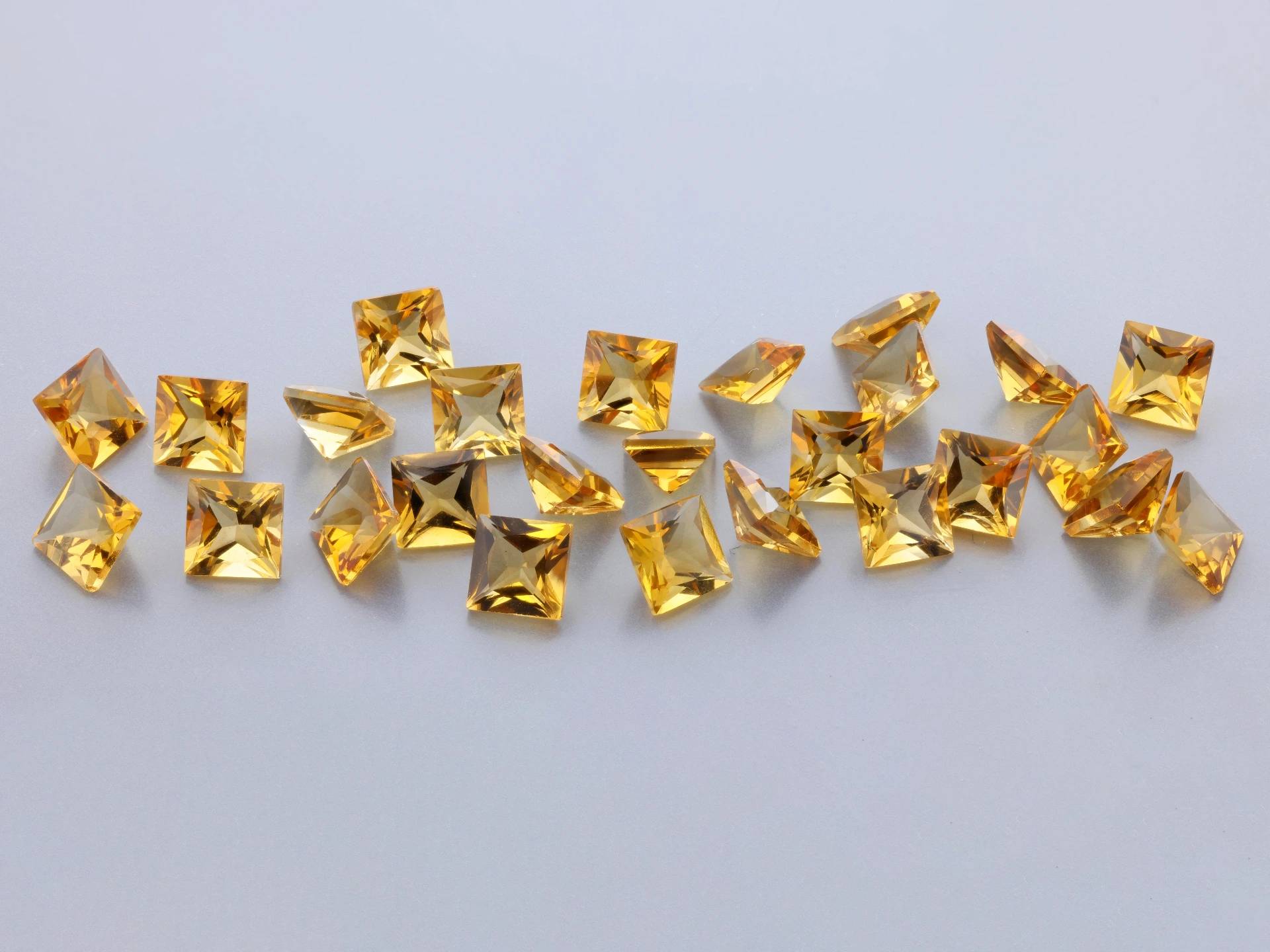 [QCQP0400] Citrine 4.00mm Princess Cut