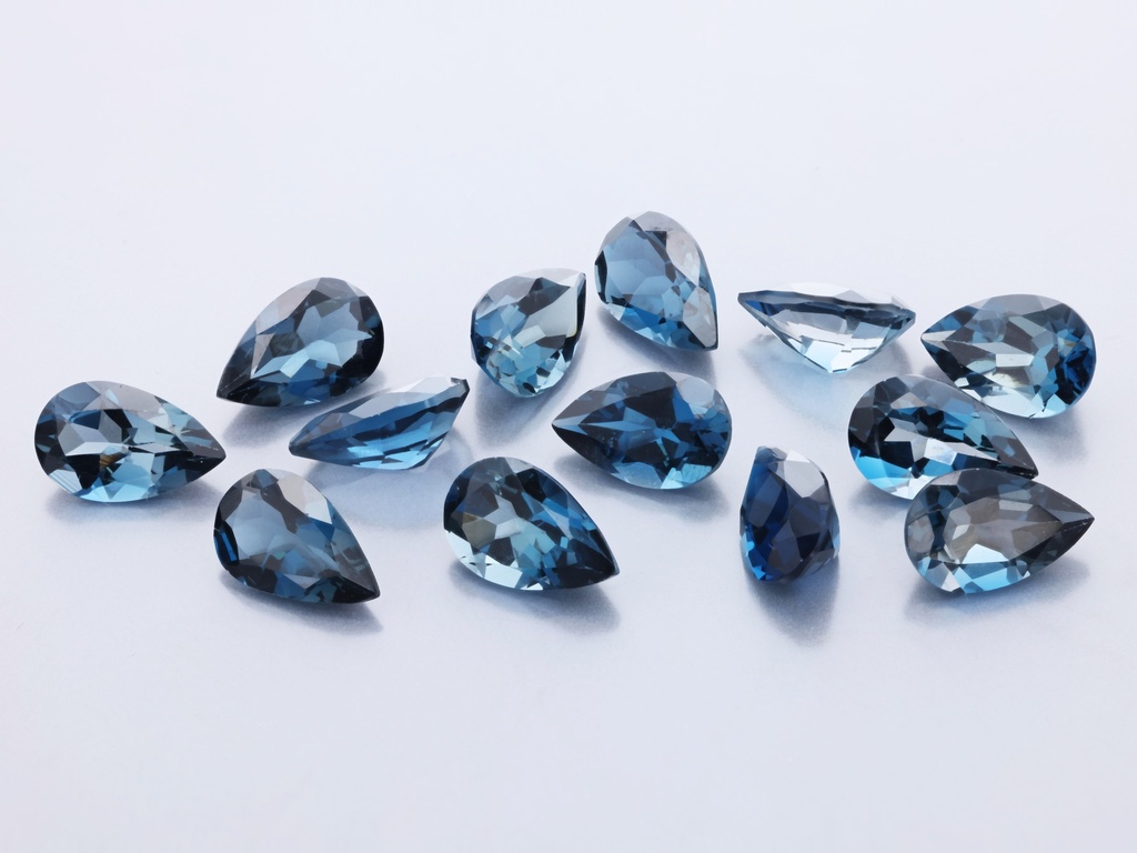 [TLPB0805] Topaz London Blue 8x5mm Pear Shape 