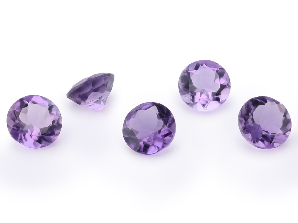 [QARB0900F] Amethyst 9.00mm Round Light Colour 