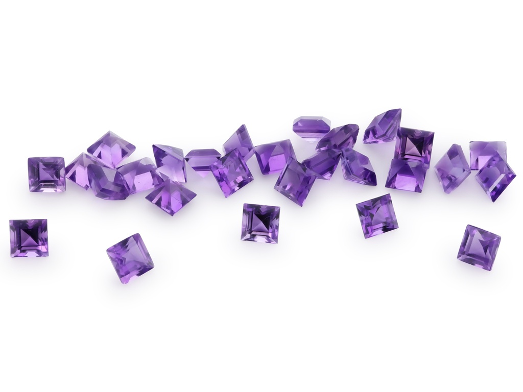 [QAQS0250M] Amethyst 2.50mm Carre Cut Mid to Strong Colour