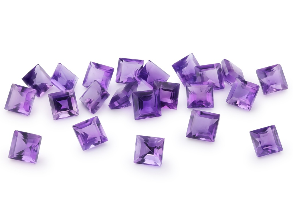 [QAQS0400M] Amethyst 4.00mm Carre Cut Mid to Strong Colour