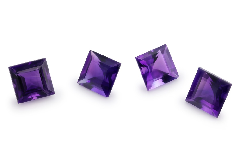 [QAQS0800M] Amethyst 8.00mm Carre Cut Mid to Strong Colour