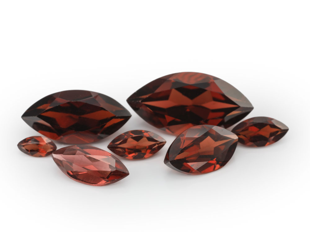 [GAMB0805] Almandine Garnet 8x5mm Marquise 