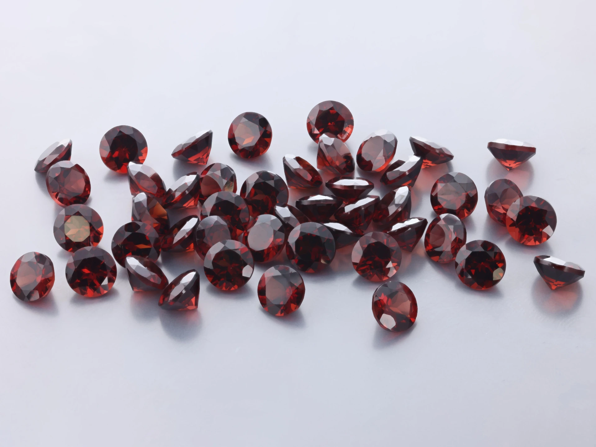 [GARB0550] Almandine Garnet 5.50mm Round