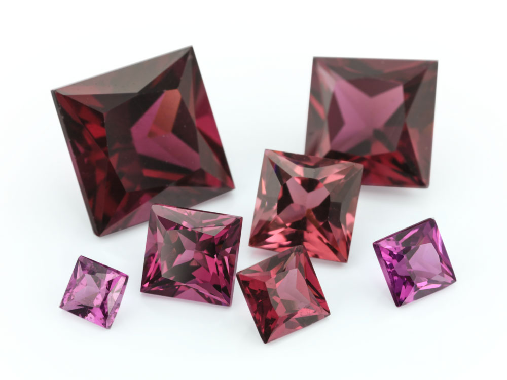 [GRQP0800] Rhodolite Garnet 8.00mm Princess Cut