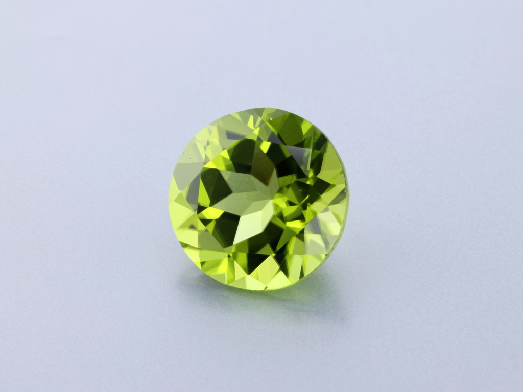 [PRRB1100X3] Peridot 11mm Round