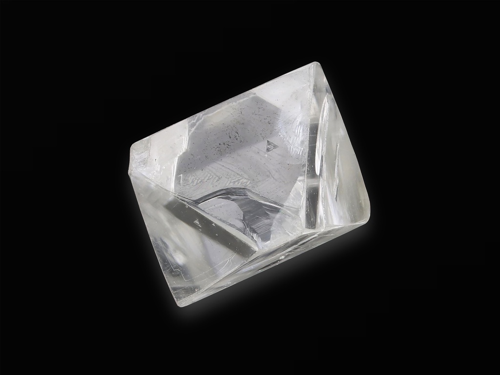 Diamond Octahedron Crystal 4.00mm +/-